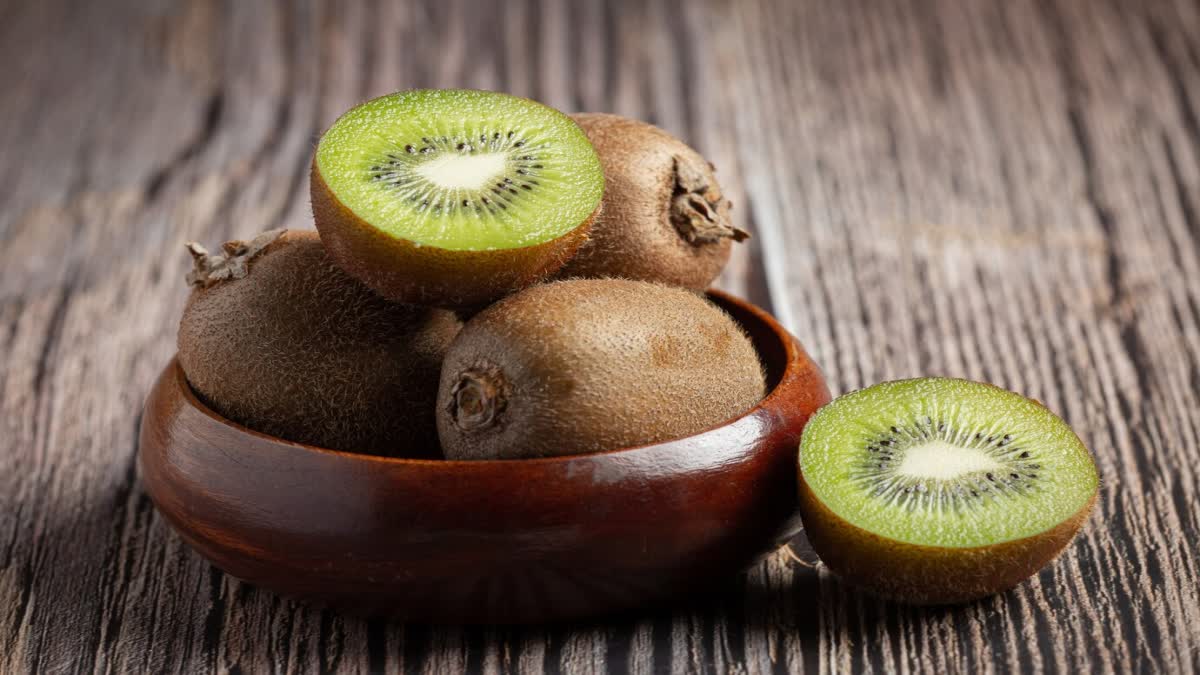 KIWI HEALTH BENEFITS  BENEFITS OF EATING KIWI  കിവിയുടെ ആരോഗ്യ ഗുണങ്ങൾ  KIWI FRUIT FOR IMMUNE SYSTEM