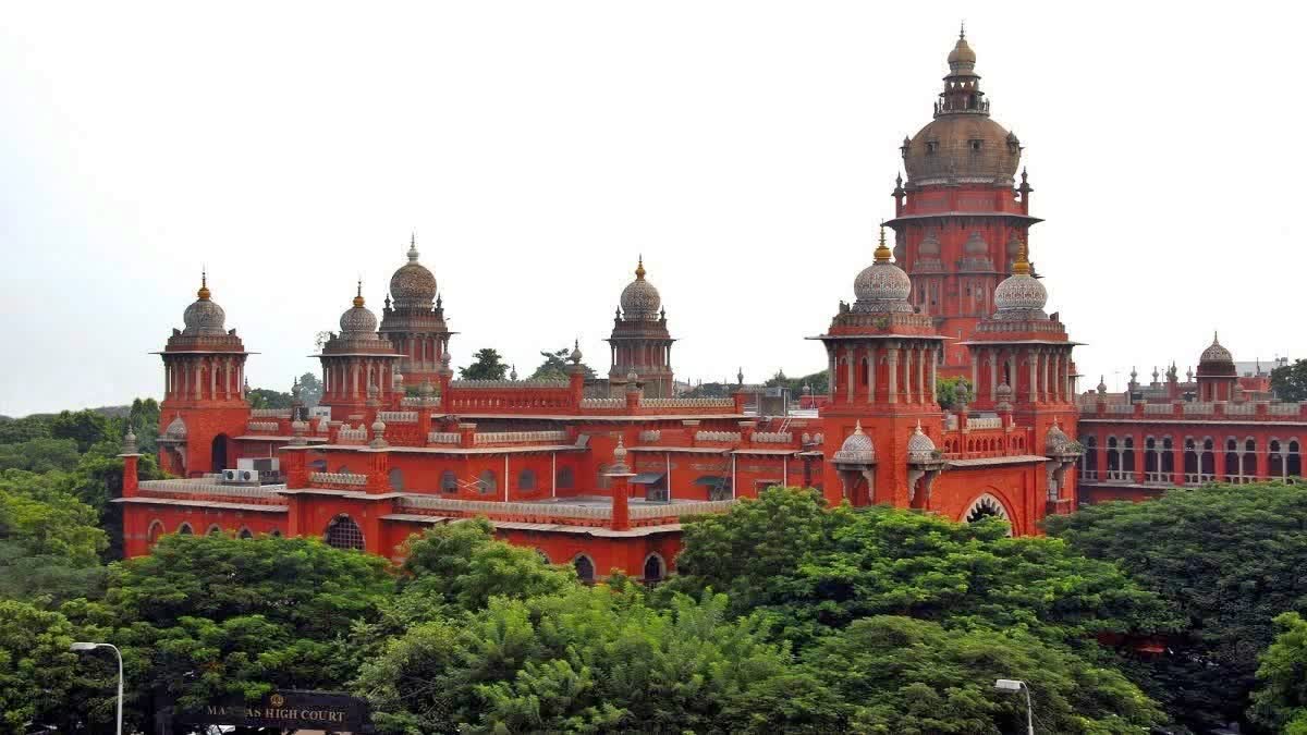 PRISONER BEARD ISSUE  MADRAS HIGH COURT  PUZHAL PRISON  PRISONER BEARD CASE