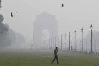 temperature-dips-to-4-degree-celsius-in-national-capital-thin-layer-of-fog-covers-multiple-cities