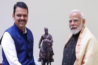 Devendra Fadnavis Meet Narendra Modi i