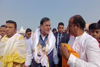 Sarma offers prayers at Jagannath Temple, criticizes Congress for not supporting Hindus, and expresses strong support for Prime Minister Modi’s "One Nation, One Election" initiative.