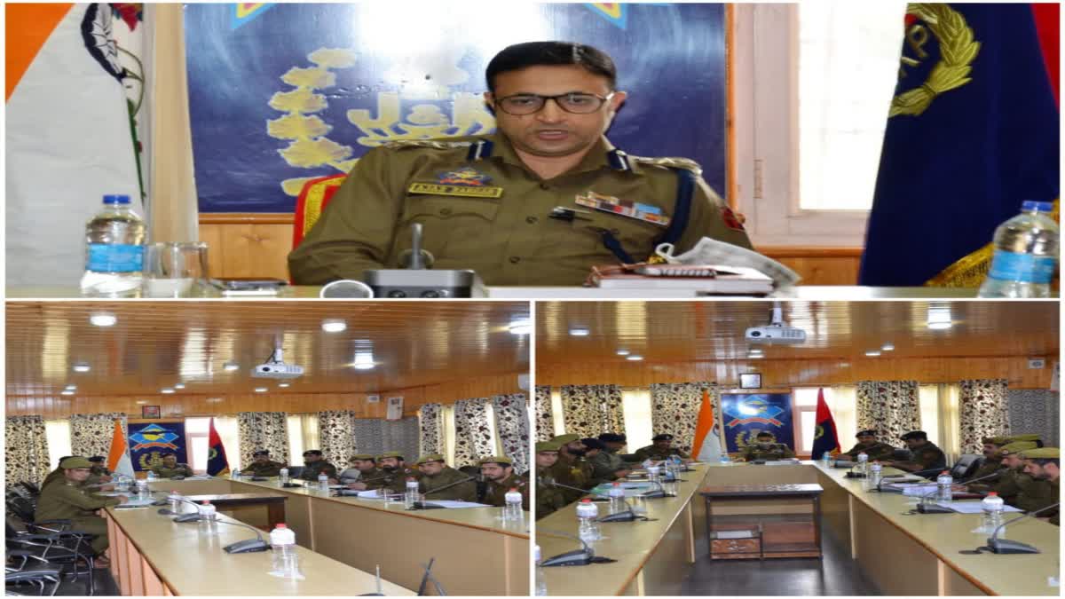 ssp-awantipora-chairs-crime-security-review-meeting