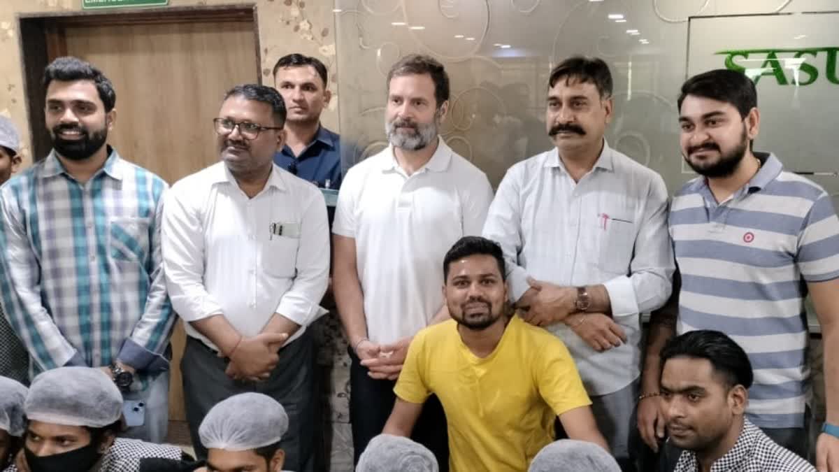 Rahul Gandhi came to eat in the restaurant