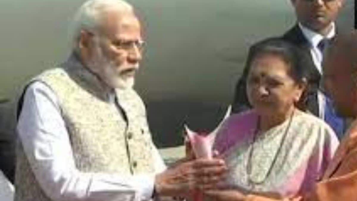 Prime minister Narendra Modi in varanasi.