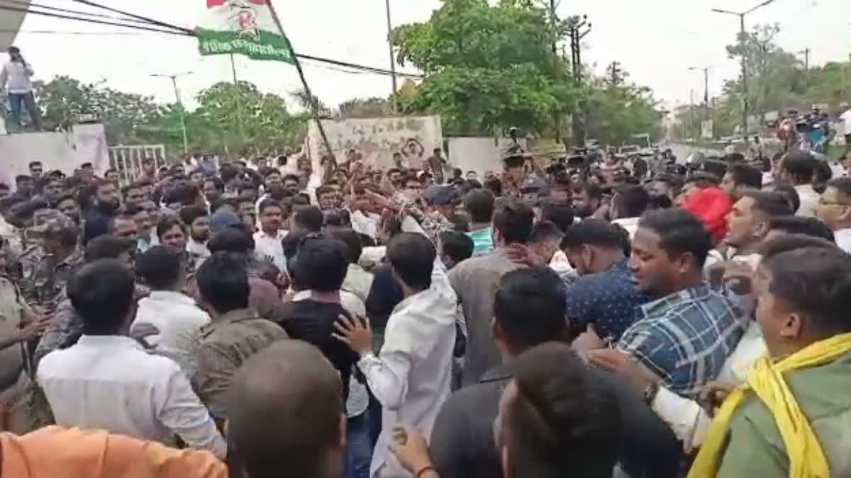 Uproar in Raipur on rahul gandhi