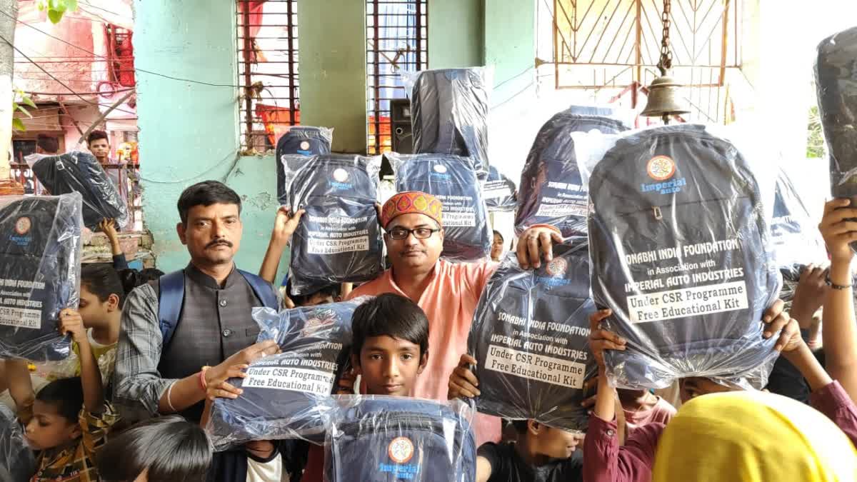 educational kit distributed to poor childrens