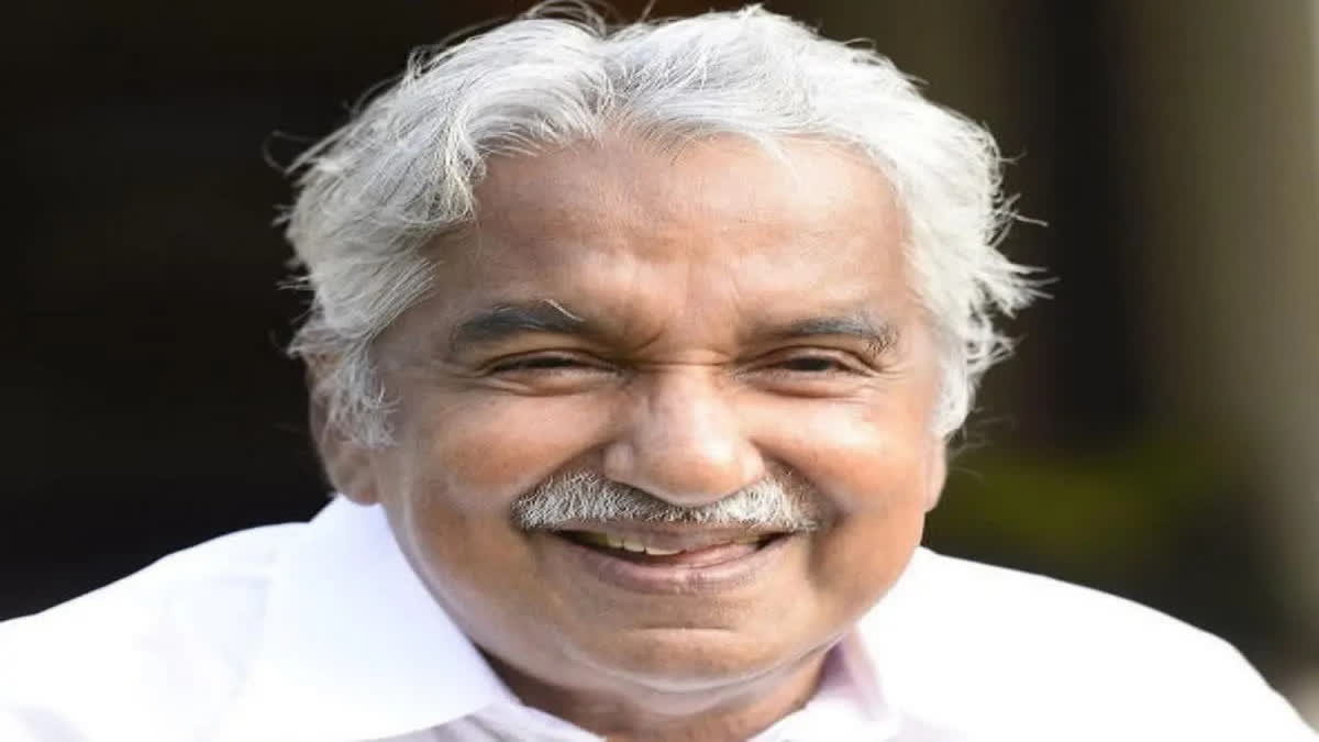 murder attempt on Oommen Chandy  Oommen Chandy  ex CM on Oommen Chandy  ഉമ്മൻചാണ്ടിയെ കല്ലെറിഞ്ഞ് വധിക്കാന്‍ ശ്രമിച്ച കേസ്  സി ഒ ടി നസീർ  ബിജു പറമ്പത്ത്