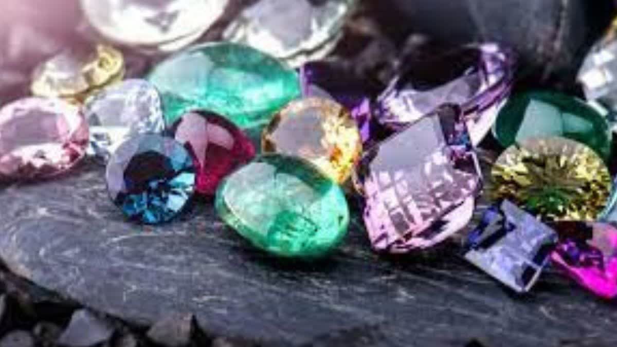 rules of wearing gems