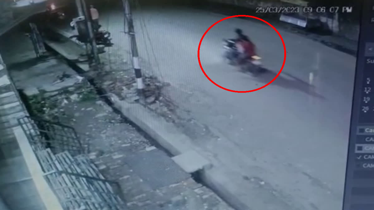 Woman died after falling from bike in Kotdwar