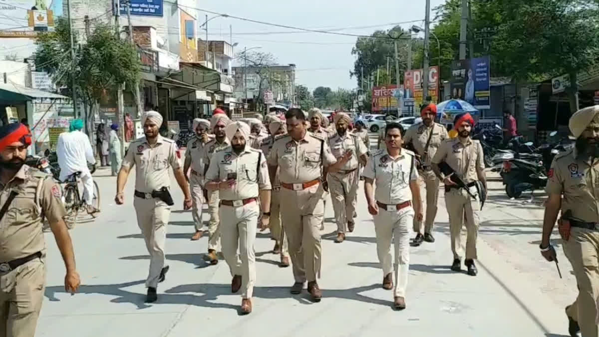 Flag March Mansa: Flag March conducted by Mansa Police appealed to the public to be aware of rumours.