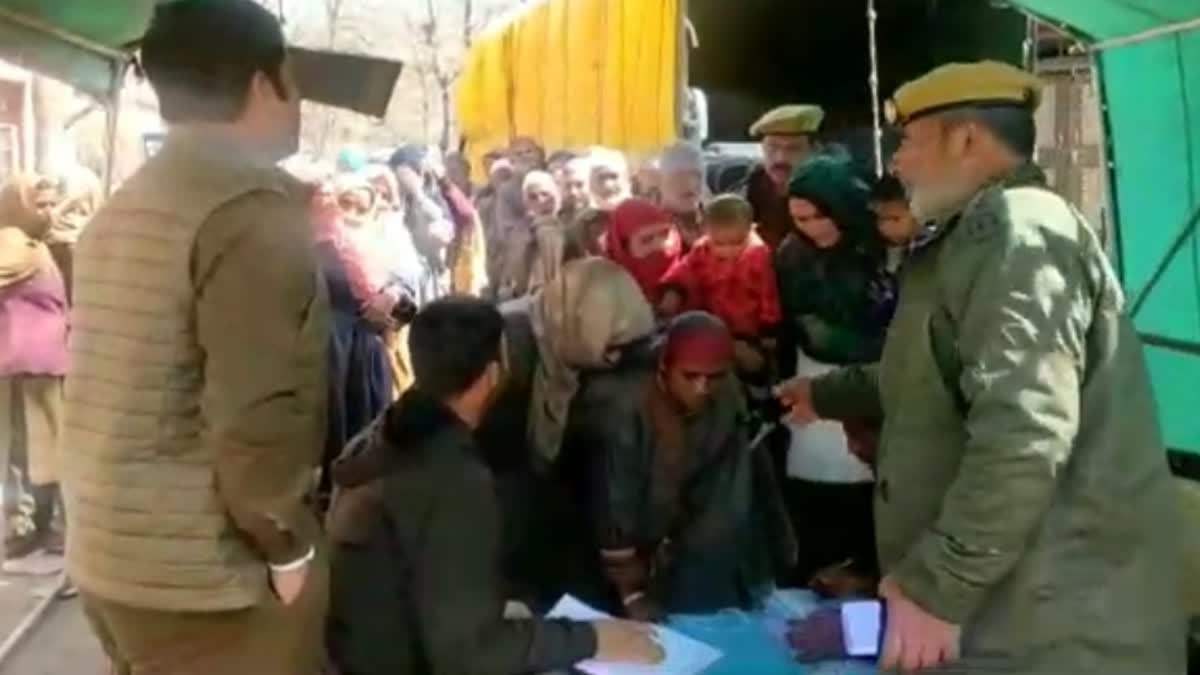 Anantnag Free Medical Camp : اننت ناگ پولیس کے زیر اہتمام طبی کیمپ منعقد