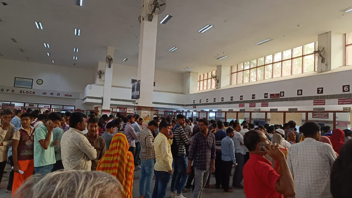 Lines of patients in OPDs in hospitals of Jodhpur