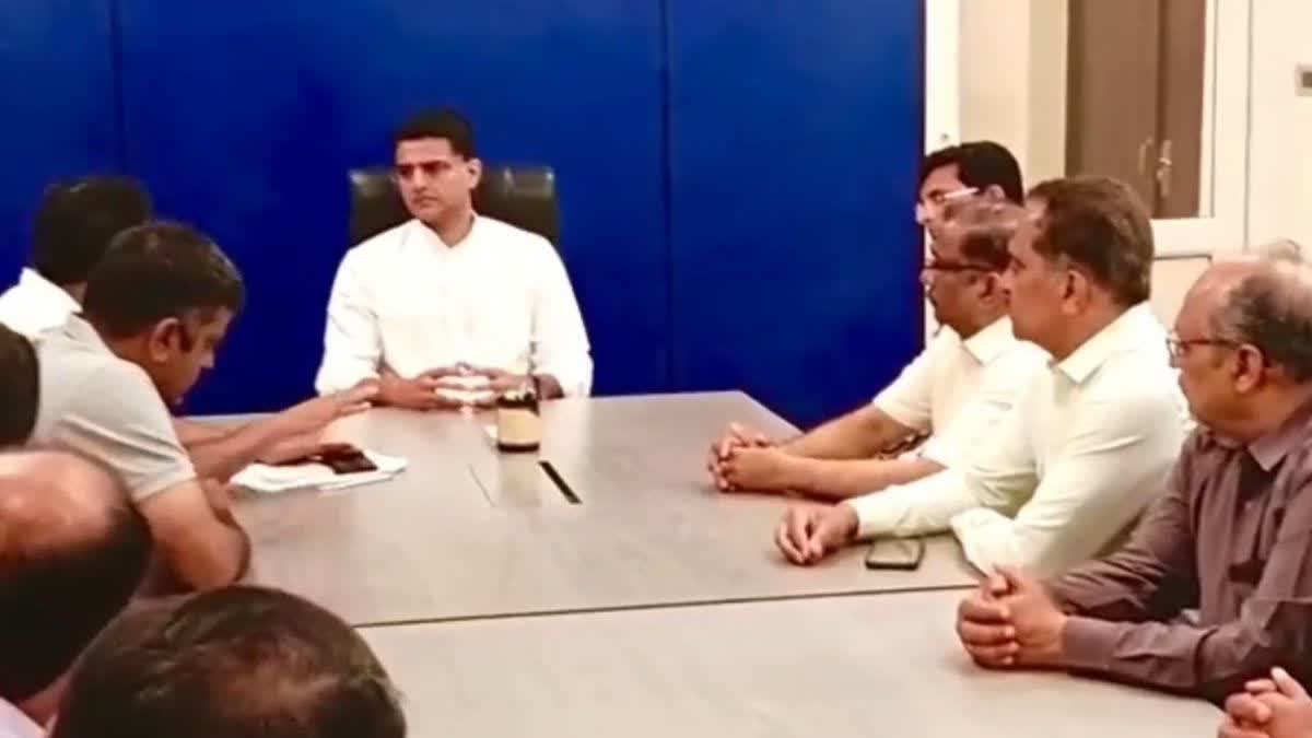 Sachin pilot met doctors on strike