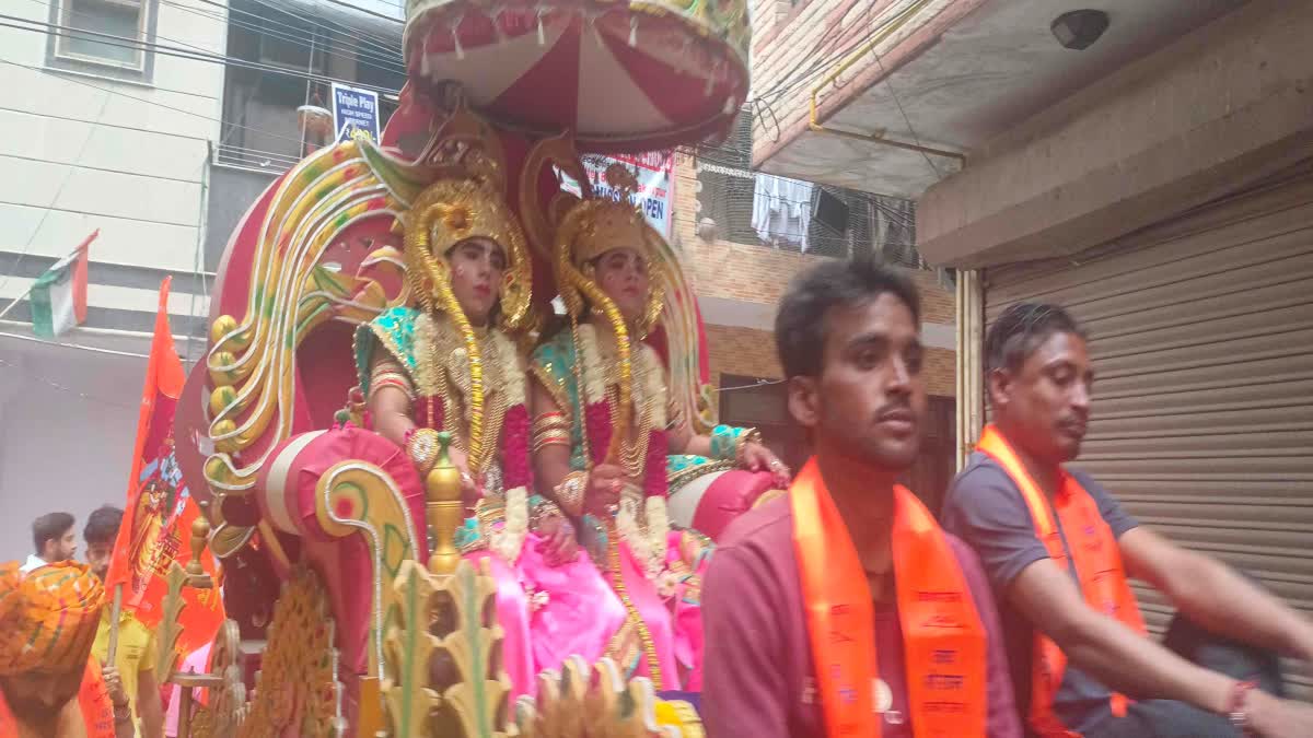 विहिप ने निकाली भव्य शोभायात्रा