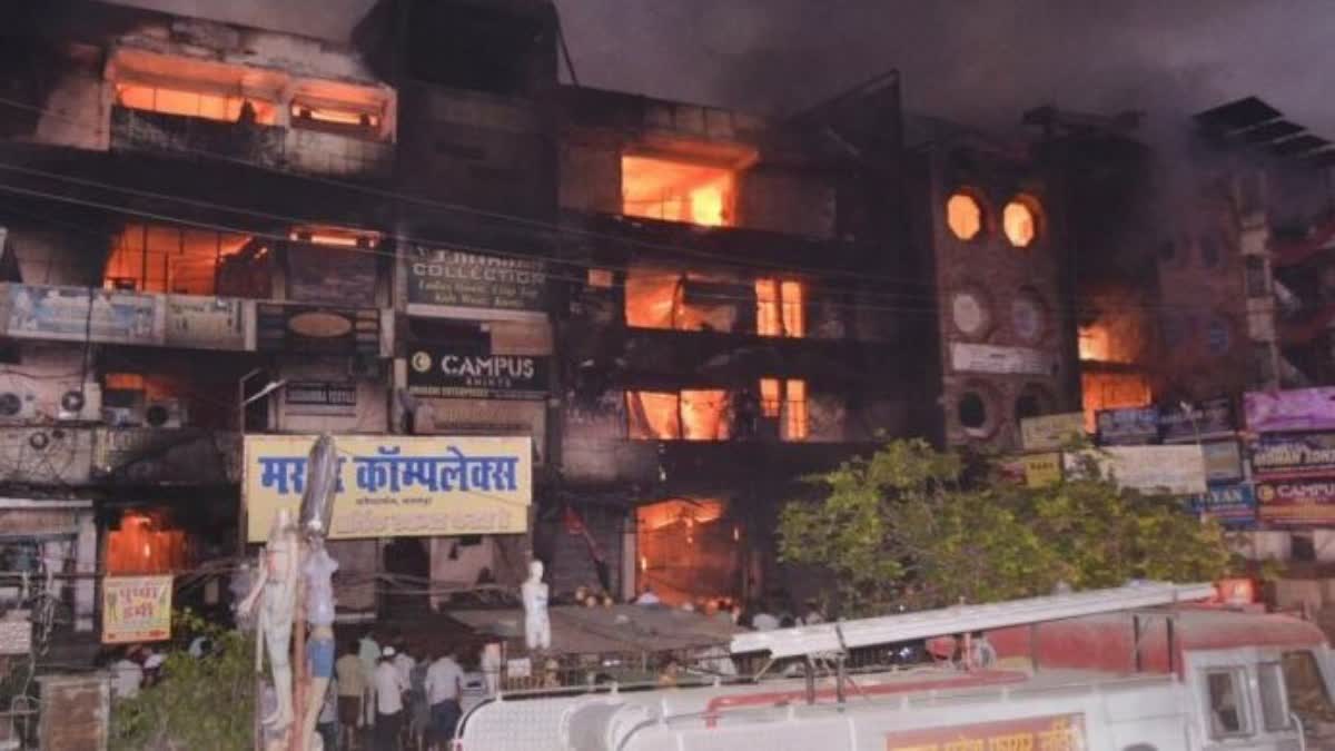 at least 500 shops gutted in massive fire in Kanpur