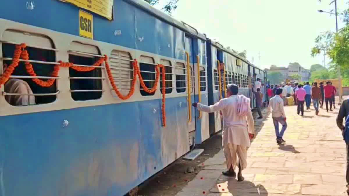 Adieu to the only narrow-gauge line in plains of north India