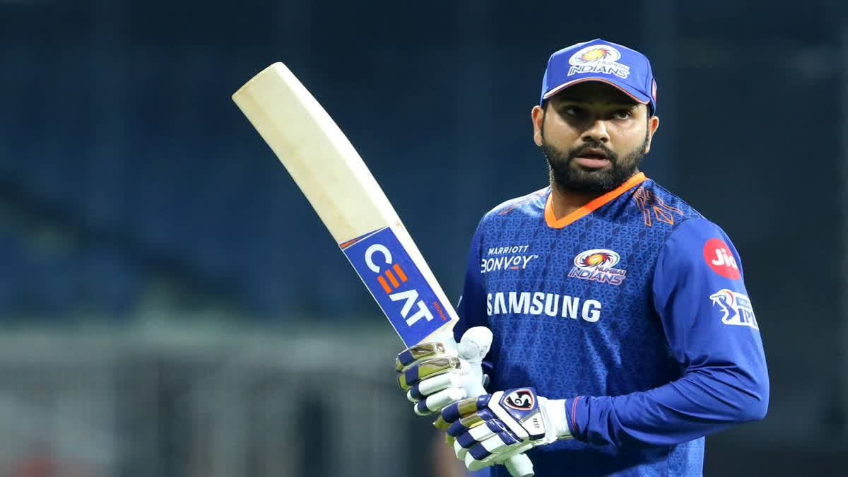 Royal Challengers Bangalore vs Mumbai Indians  Rohit Sharma will play against RCB  Indian Premier League  Indian Premier League 2023  M Chinnaswamy Stadium Bengaluru  ಭಾನುವಾರ ಬೆಂಗಳೂರು ವಿರುದ್ಧ ಮುಂಬೈ ಪಂದ್ಯ  ಆರ್​ಸಿಬಿ ವಿರುದ್ಧ ಕಣಕ್ಕಿಳಿಯಲಿರುವ ರೋಹಿತ್​ ಶರ್ಮಾ  ಚಿನ್ನಸ್ವಾಮಿ ಮೈದಾನದಲ್ಲಿ ನಡೆಯಲಿರುವ ಹೈವೋಲ್ಟೆಜ್​ ಪಂದ್ಯ  ಬೆಂಗಳೂರು ಮತ್ತು ಮುಂಬೈ ಮುಖಾಮುಖಿ  ಮುಂಬೈ ತಂಡದ ನಾಯಕ ರೋಹಿತ್​ ಶರ್ಮಾ  ಅಭ್ಯಾಸ ಪಂದ್ಯದಲ್ಲಿ ಹಿಟ್‌ಮ್ಯಾನ್ ಅಬ್ಬರ