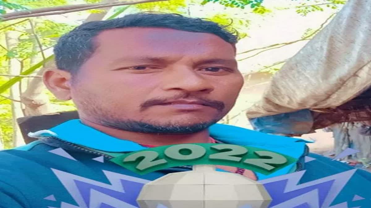 police arrested ajsu party member murder accused in seraikela