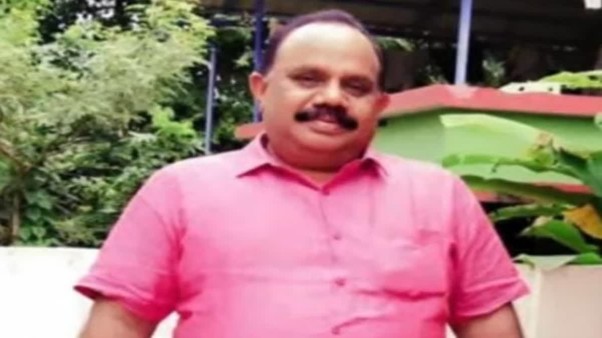 Food poison death  Food poison death in Thrissur  ഭക്ഷ്യവിഷബാധ മരണം  ഭക്ഷ്യവിഷബാധ തൃശൂർ  Thrissur  തൃശൂർ  Food poison kerala  thrissur news  തൃശൂർ ഭക്ഷ്യവിഷബാധ മരണം  ഗൃഹനാഥന്‍റെ മരണം  ഭക്ഷ്യവിഷബാധയെന്ന് സംശയം