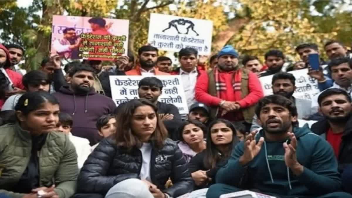 indians wrestler protest against wfi