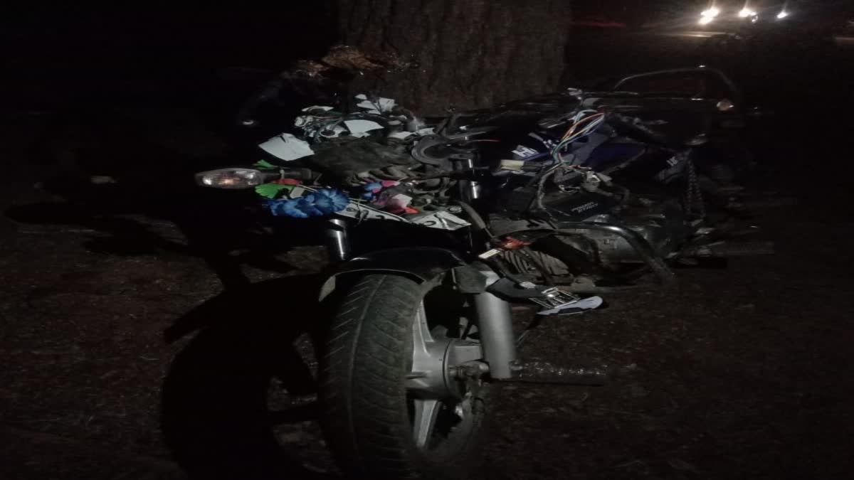 Youth died in road accident in Latehar