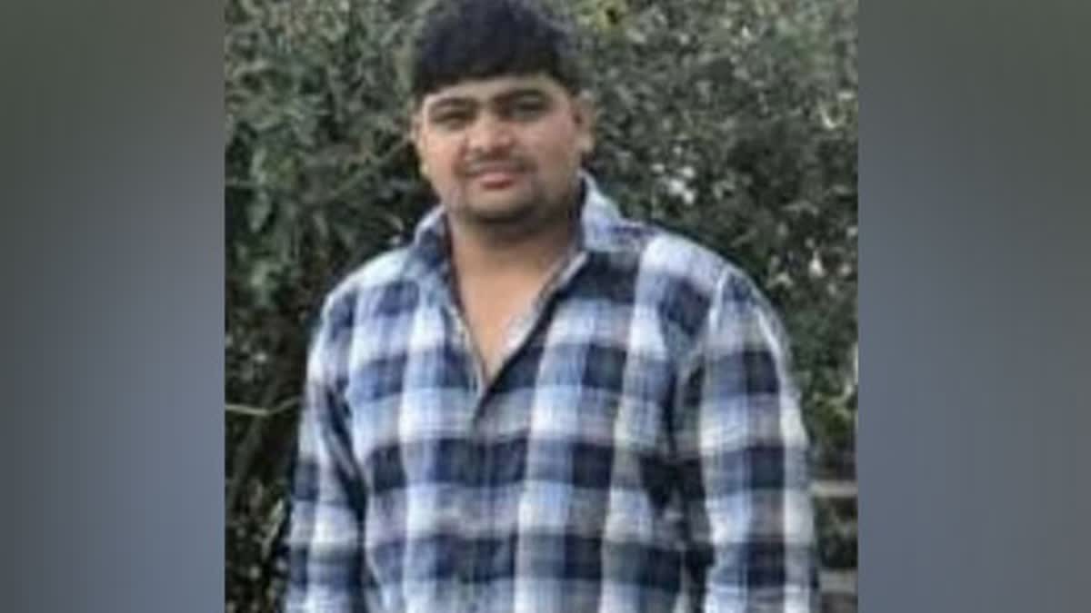 gangster Deepak Boxer file pic