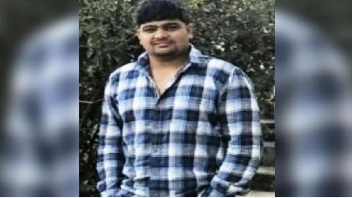 gangster-and-gogi-gang-leader-deepak-boxer-arrested-from-mexico