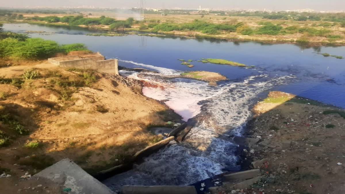 Gujarat Congress News : સાબરમતી નદીમાં પ્રદૂષણ મુદ્દે ગુજરાત કોંગ્રેસના આકરા પ્રહાર