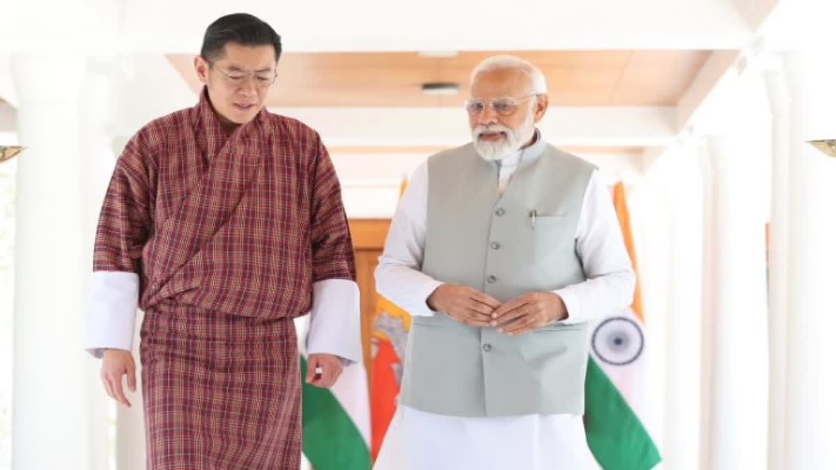 King of Bhutan Wangchuck with pm narendra modi