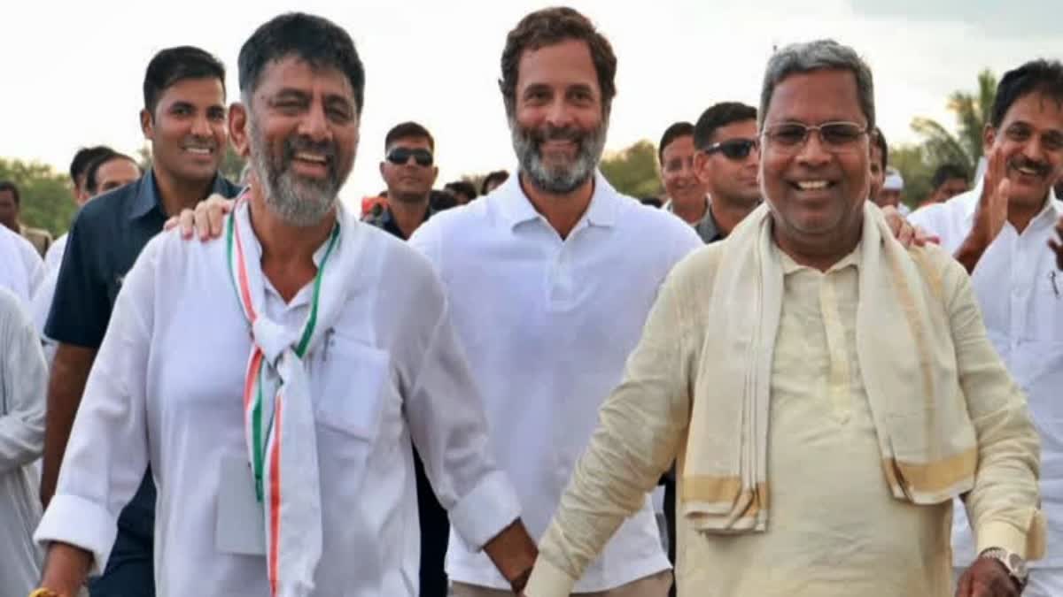 Congress second list unique point  Congress second list release  Congress second list news  ಪ್ರಕಟವಾಯ್ತು ಕಾಂಗ್ರೆಸ್ ಎರಡನೇ ಪಟ್ಟಿ  ವಿಧಾನಸಭೆ ಚುನಾವಣೆಗೆ ಈಗಾಗಲೇ ದಿನಾಂಕ ಪ್ರಕಟ  ರಾಜಕೀಯ ಪಕ್ಷಗಳು ಚುನಾವಣೆಗೆ ಸಿದ್ಧತೆ  ಕಾಂಗ್ರೆಸ್​ ಅಭ್ಯರ್ಥಿಗಳ ಎರಡನೇ ಇಂದು ಬಿಡುಗಡೆ  ಎರಡನೇ ಪಟ್ಟಿಯನ್ನು ಕಾಂಗ್ರೆಸ್ ಹೈಕಮಾಂಡ್ ಇಂದು ಬಿಡುಗಡೆ  ನಾಯಕರ ಜತೆ ಚರ್ಚಿಸಿ ಕೊನೆಗೂ ಪಟ್ಟಿ ಪ್ರಕಟಿಸುವಲ್ಲಿ ಸಫಲ  ಸಿದ್ದರಾಮಯ್ಯ ಅವರ ಕೋಲಾರ ಸ್ಪರ್ಧೆ ಇನ್ನೂ ಸಸ್ಪೆನ್ಸ್  ಟಿಕೆಟ್​ ಕೊನೆಗೂ ಕಿಮ್ಮನೆ ರತ್ನಾಕರ್​ಗೆ ಘೋಷಣೆ  ಎರಡನೇ ಪಟ್ಟಿಯಲ್ಲಿ ಸಿದ್ದು ಬಣದ ಮೇಲುಗೈ