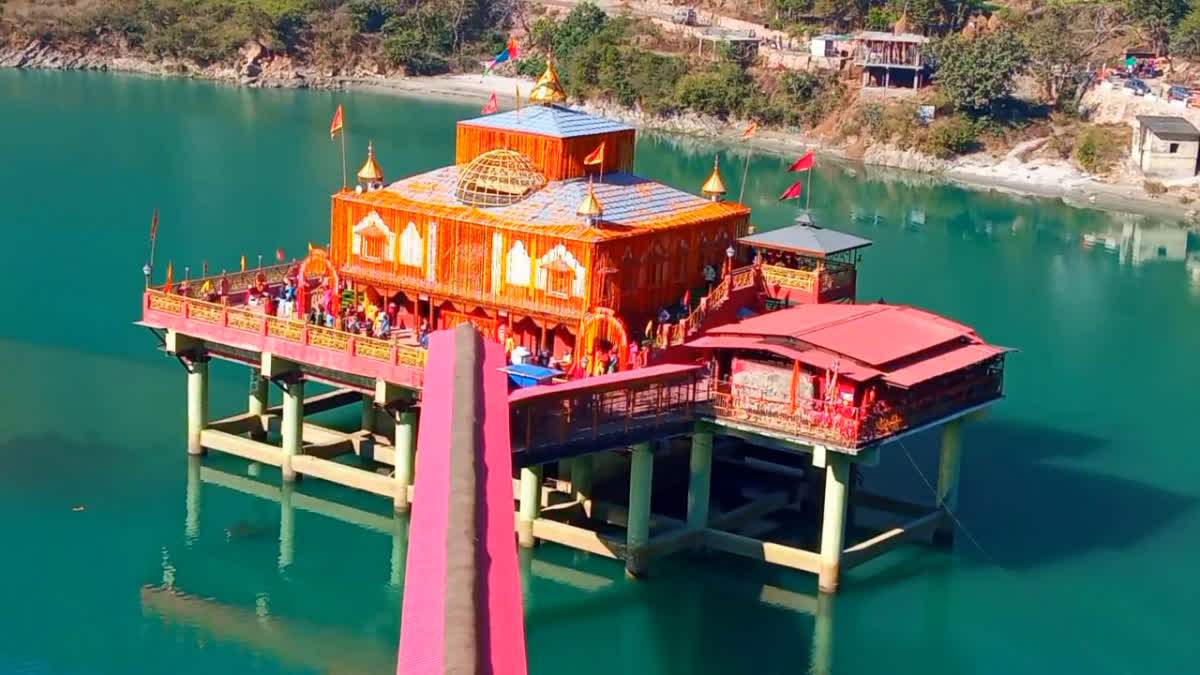 Dhari Devi Temple in Srinagar