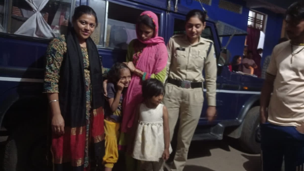 Bhopal police reunites mentally challenged child with family after extensive search