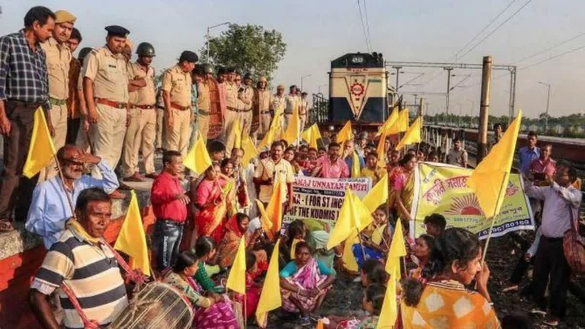 kurmis protesting on railway tracks in west bengal