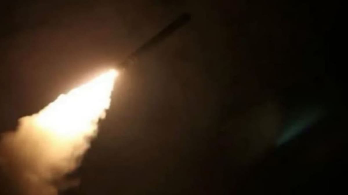 Israel hit a military complex and radar system in Syria