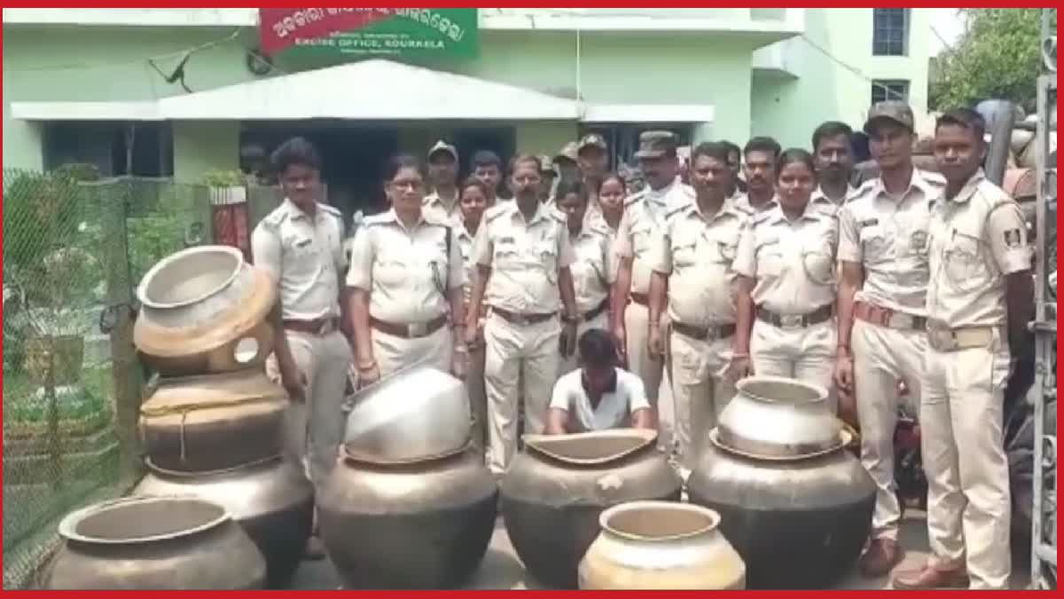 huge quantity of liquor seized in rourkela