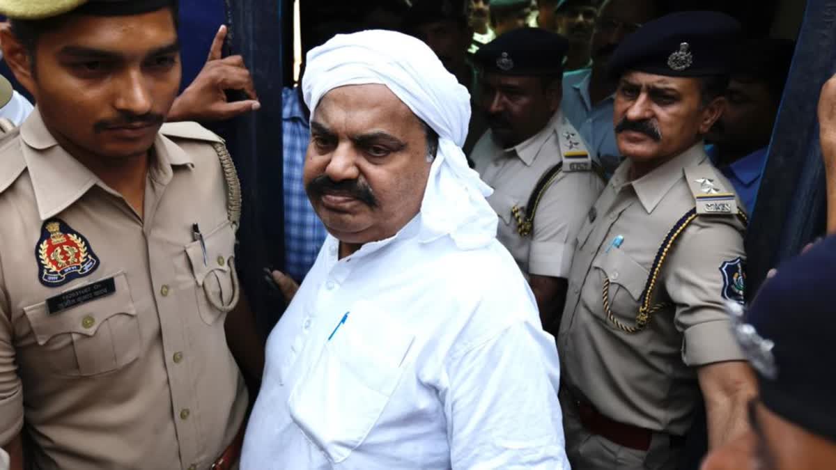 up-police-leave-with-gangster-atiq-ahmad-from-gujarats-sabarmati-jail-for-prayagraj