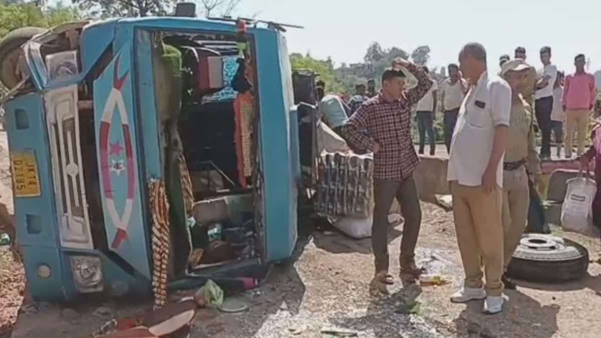 atleast-27-passengers-injured-in-udhampur-road-accident-in-udhampur