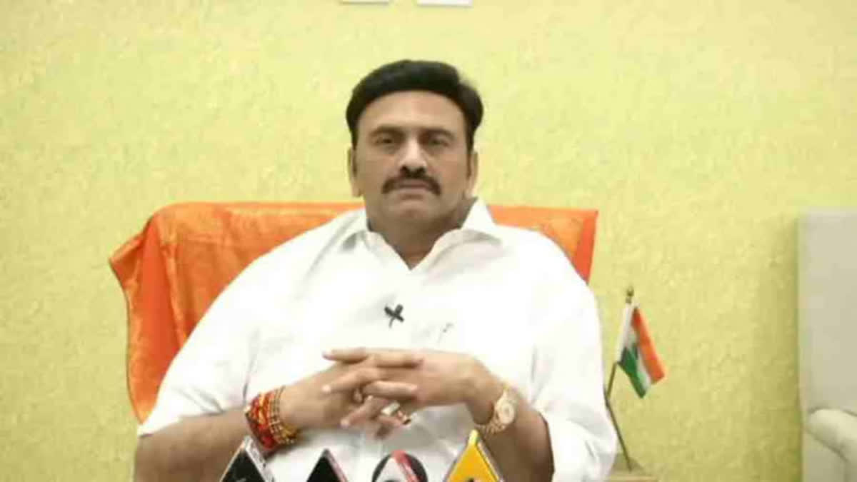 MP RRR FIRES ON SAKSHI PAPER