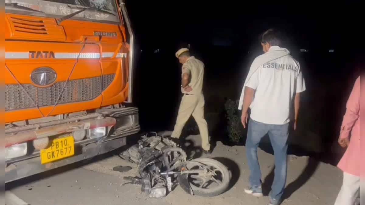 road accident on karnal meerut road