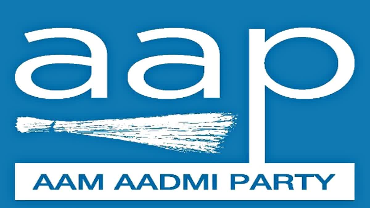 AAP ने जारी की 3 प्रत्याशियों की पहली लिस्ट