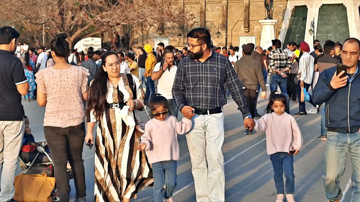 tourists season in shimla