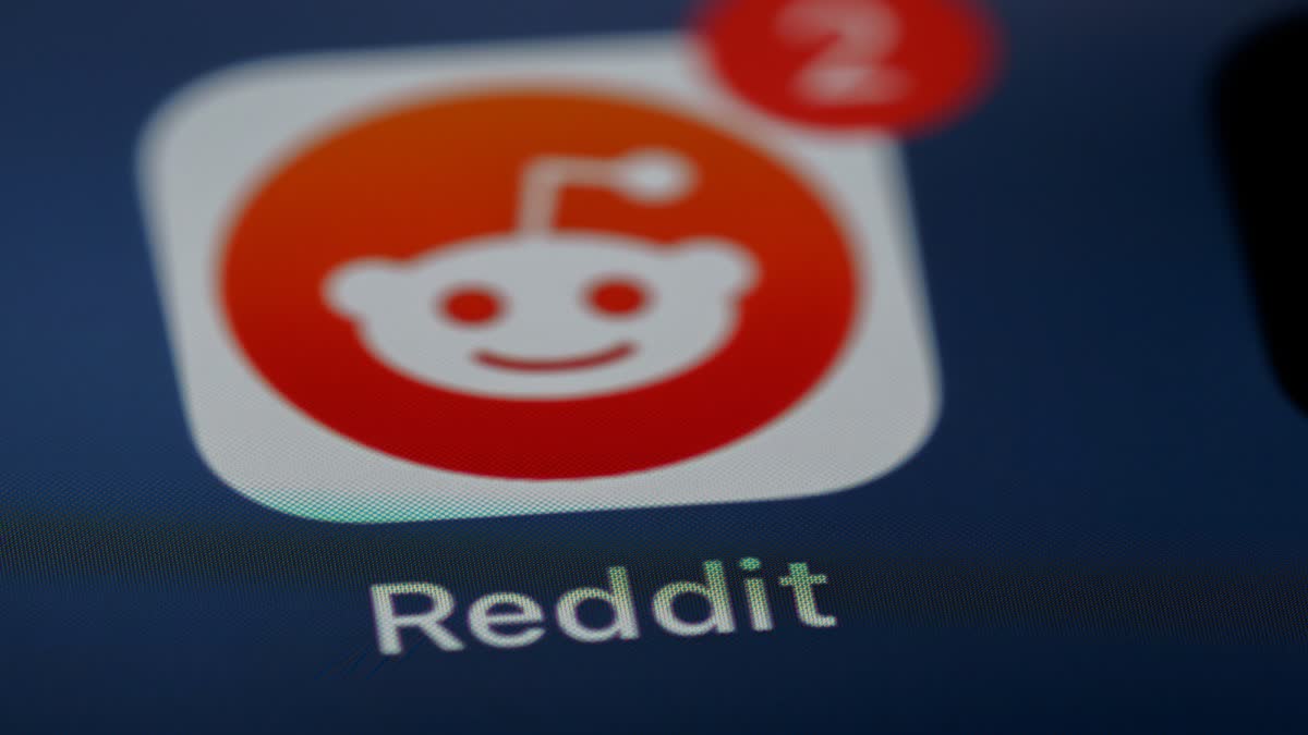 Reddit users tricked into paying for AI-generated nude images of woman