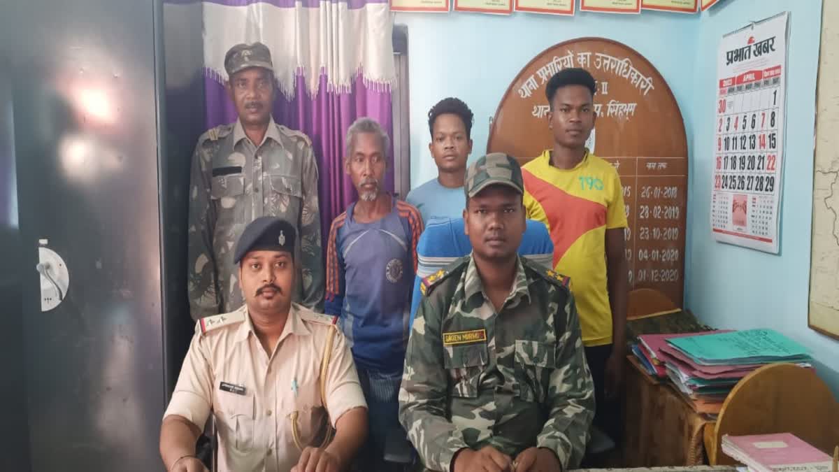http://10.10.50.75//jharkhand/17-April-2023/jh-wes-01-police-arrested-3-accused-of-killing-witches-sent-to-jail-image-jh10021_17042023193222_1704f_1681740142_566.jpg
