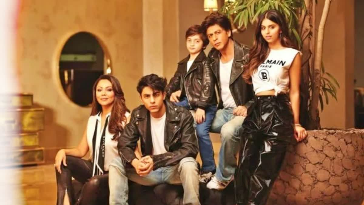 Shah Rukh Khan with family