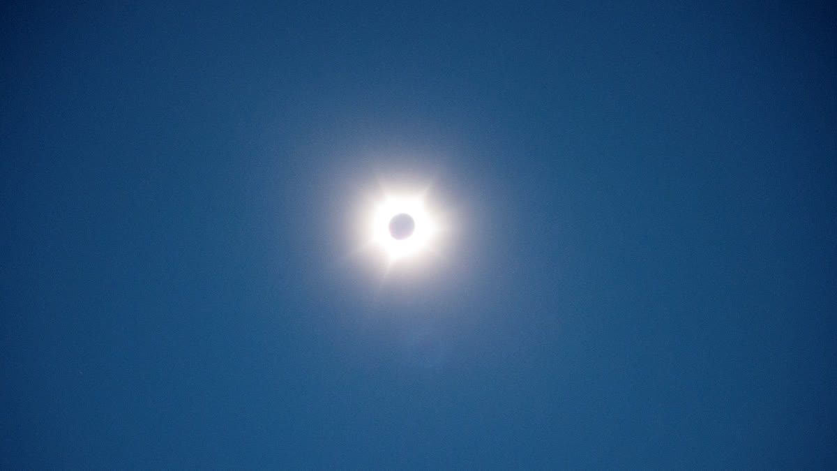 Solar Eclipse 2023: 'Awesome' solar eclipse wows viewers in Australia, Indonesia