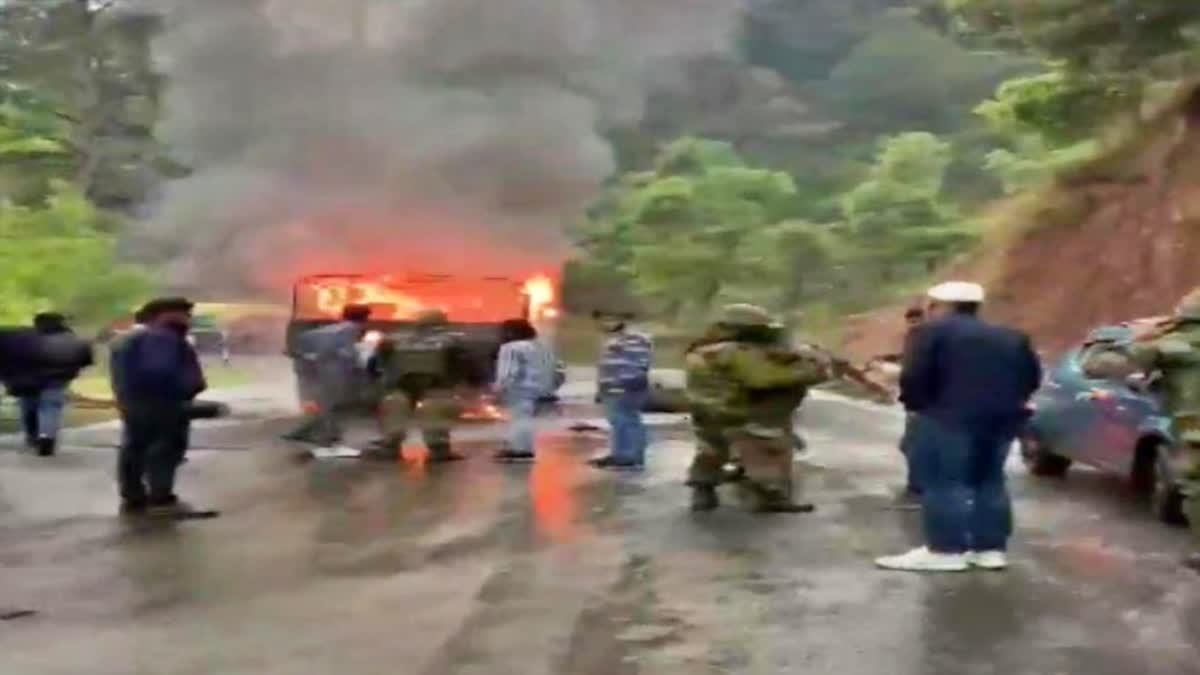 J&K Army Vehicle Fire: પું