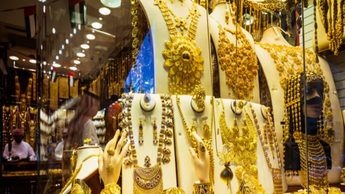 buying gold on akshaya tritiya 2023