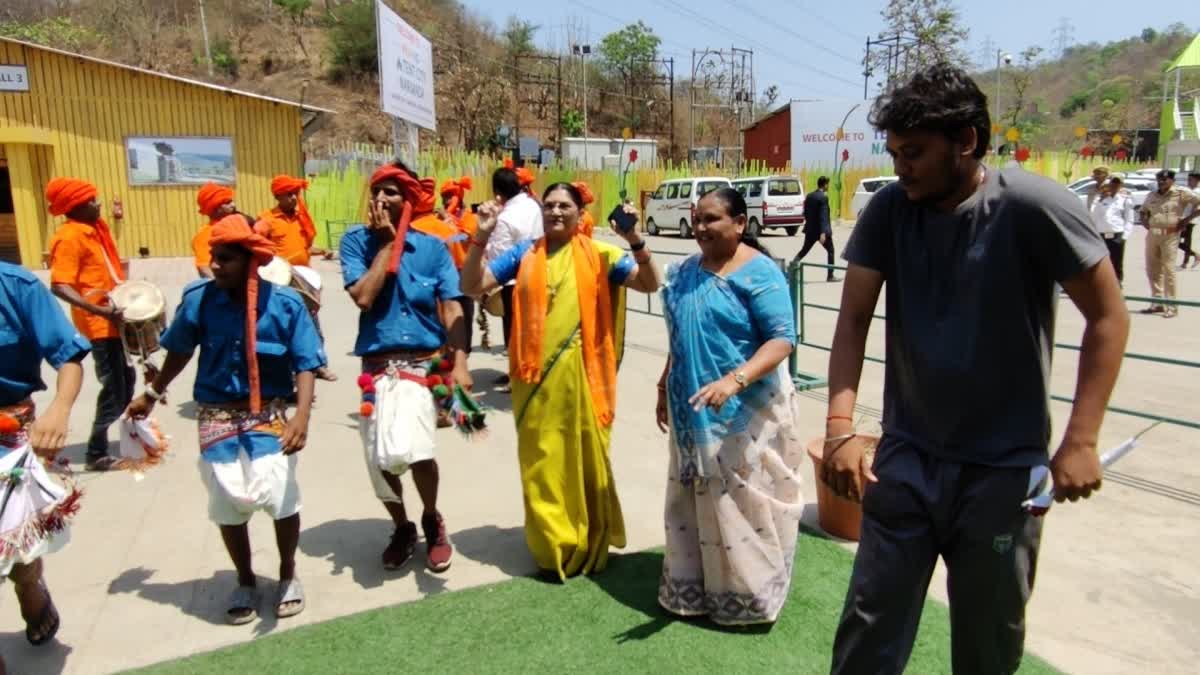 STSangamam in Narmada : સૌરાષ્ટ્ર તમિલ સંગમના મહેમાનોએ કેવડિયા એકતાનગરના વિવિધ પ્રોજેક્ટની મુલાકાત લીધી