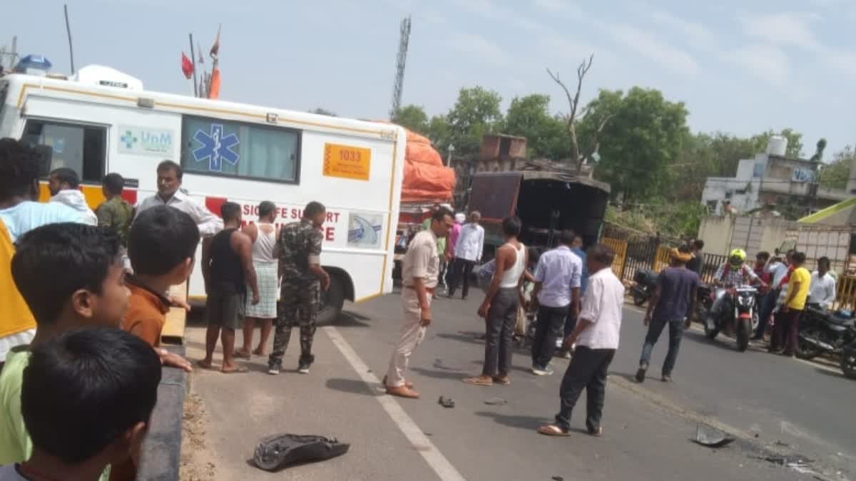 Road accident in Gandey of Giridih