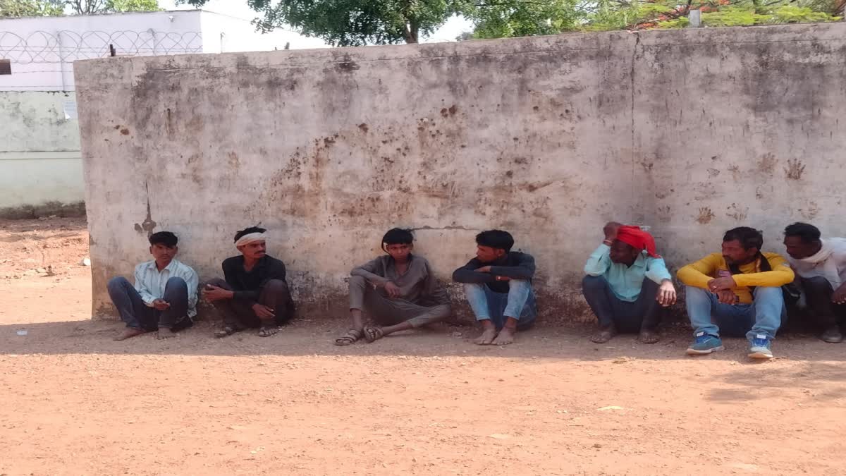 preparing to take bier to muktidham in shivpuri